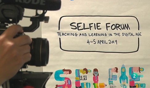 img-Selfie Forum, teaching and learning in the digital age