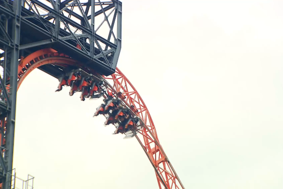 img-Montaña rusa del Parque de Atracciones de Madrid