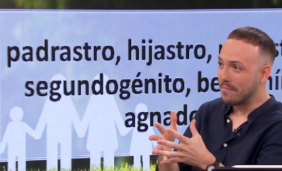 img-Alex Herrero. Vocabulario relacionado con la familia. Captura