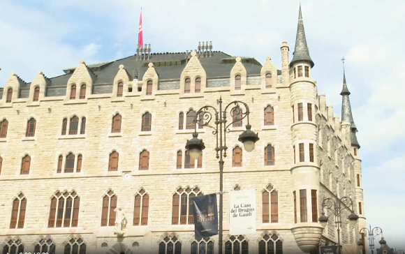 img-Casa Botines_ Cien anos sin Gaudí .Captura