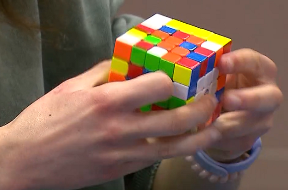 img-El Cubo de Rubik, más que un juego. Captura